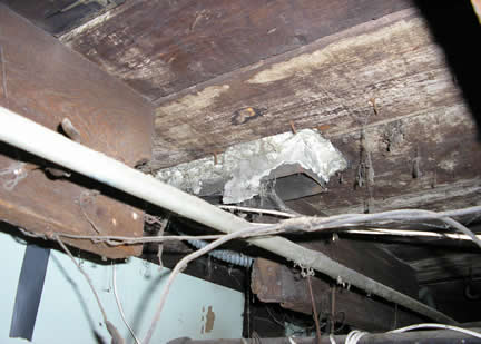 Asbestos on duct