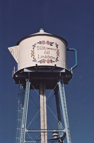 Lindstrom water tower